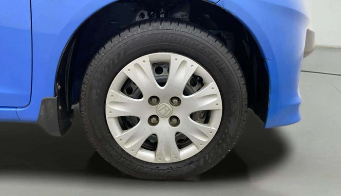 2013 Honda Brio S MT, Petrol, Manual, 70,736 km, Right Front Wheel