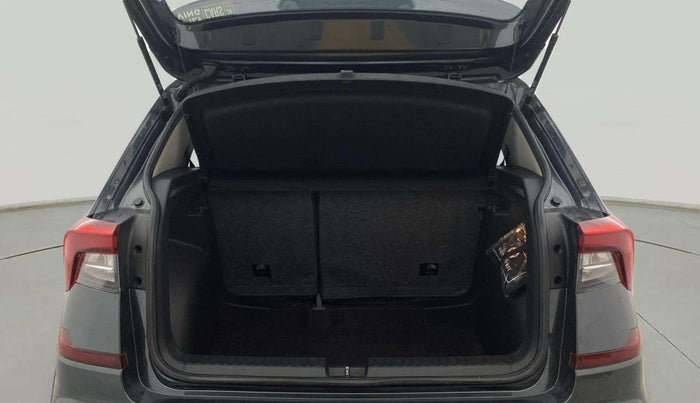 2022 Skoda KUSHAQ AMBITION 1.0L TSI MT, Petrol, Manual, 17,164 km, Boot Open Zoomed View