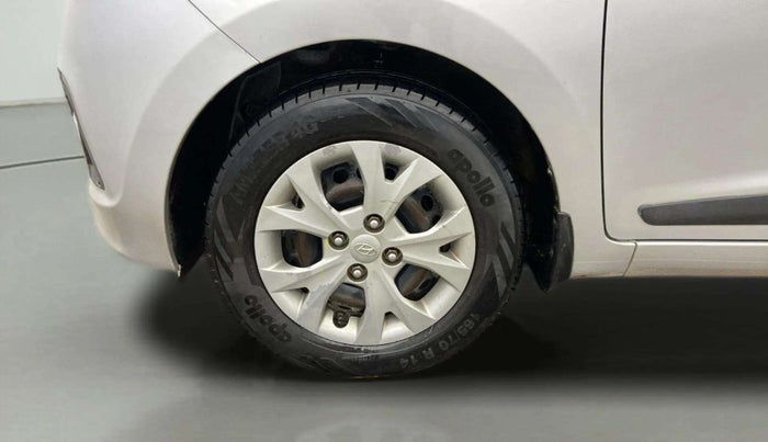 2016 Hyundai Grand i10 SPORTZ 1.2 KAPPA VTVT, CNG, Manual, 87,119 km, Left Front Wheel
