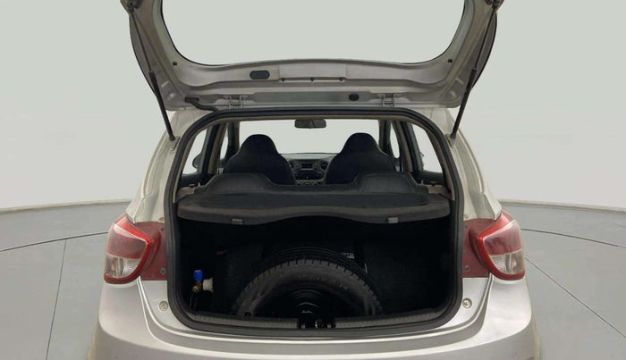 2016 Hyundai Grand i10 SPORTZ 1.2 KAPPA VTVT, CNG, Manual, 87,119 km, Boot Open Zoomed View