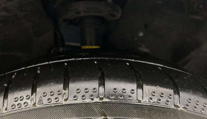 2018 Ford Ecosport TITANIUM + 1.5L PETROL AT, Petrol, Automatic, 52,284 km, Right Front Tyre Tread