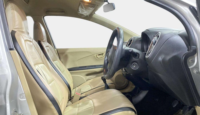 2014 Honda Mobilio 1.5L I-VTEC S, Petrol, Manual, 40,886 km, Right Side Front Door Cabin