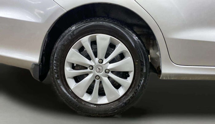 2014 Honda Mobilio 1.5L I-VTEC S, Petrol, Manual, 40,886 km, Right Rear Wheel