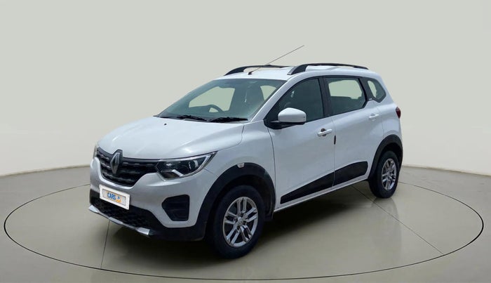 2019 Renault TRIBER RXT, Petrol, Manual, 64,704 km, Left Front Diagonal