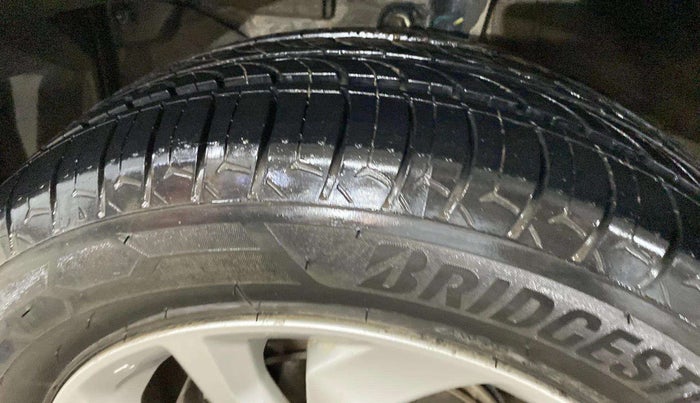 2020 Honda Amaze 1.2L I-VTEC VX, Petrol, Manual, 43,222 km, Left Rear Tyre Tread