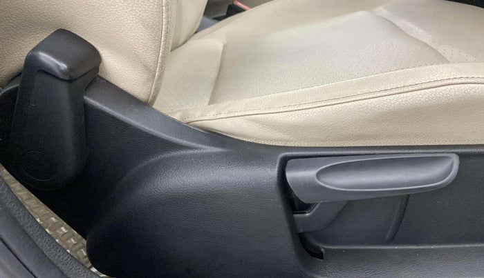 2019 Volkswagen Vento 1.2 TSI HIGHLINE PLUS AT, Petrol, Automatic, 48,130 km, Driver Side Adjustment Panel