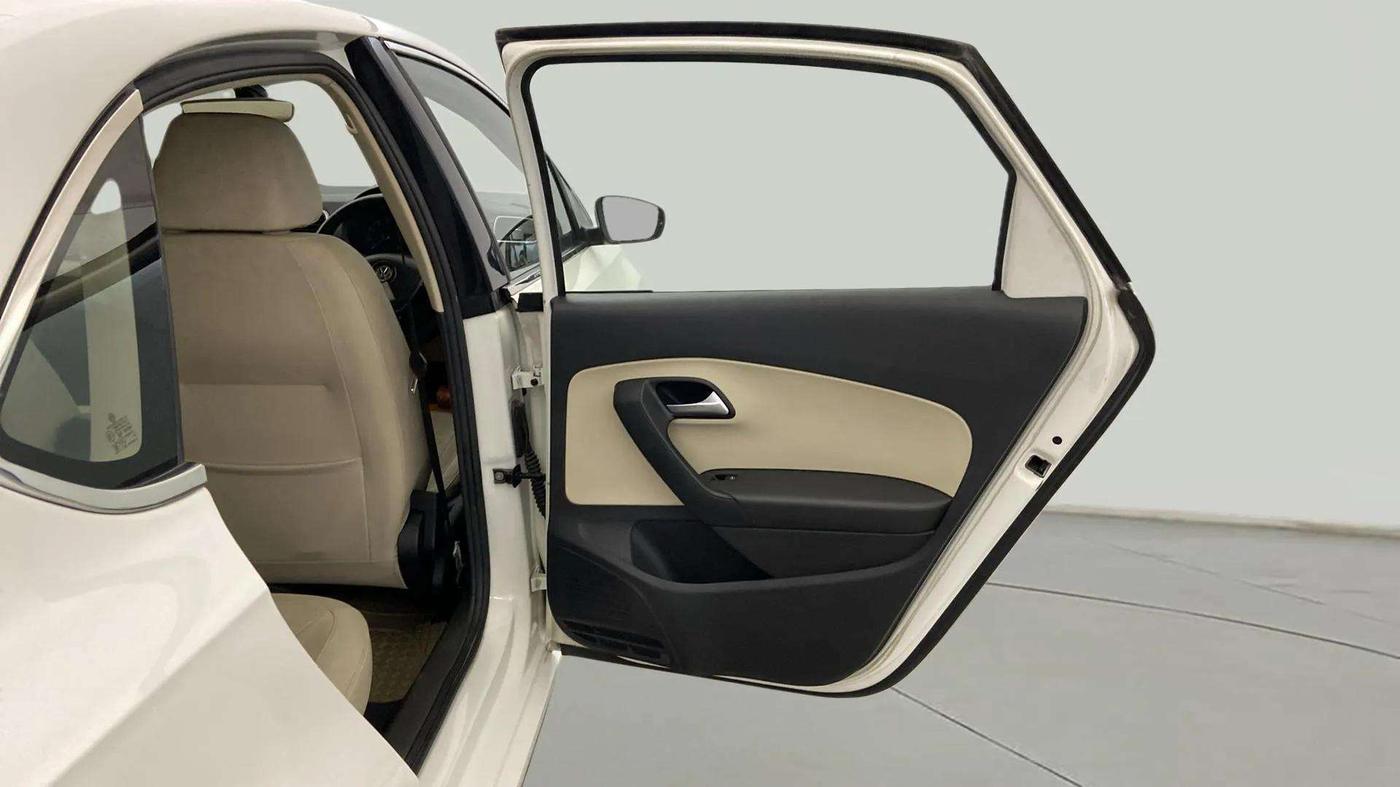 2019 Volkswagen Vento 1.2 TSI HIGHLINE PLUS AT, Petrol, Automatic, 48,130 km, RHS Rear Door