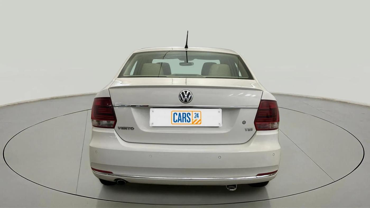 2019 Volkswagen Vento 1.2 TSI HIGHLINE PLUS AT, Petrol, Automatic, 48,130 km, Back/Rear