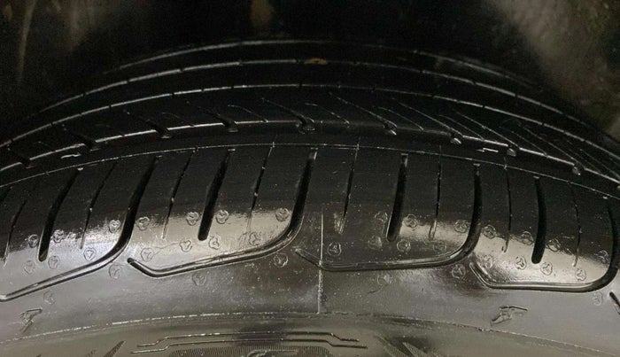 2019 Volkswagen Vento 1.2 TSI HIGHLINE PLUS AT, Petrol, Automatic, 48,130 km, Right Rear Tyre Tread
