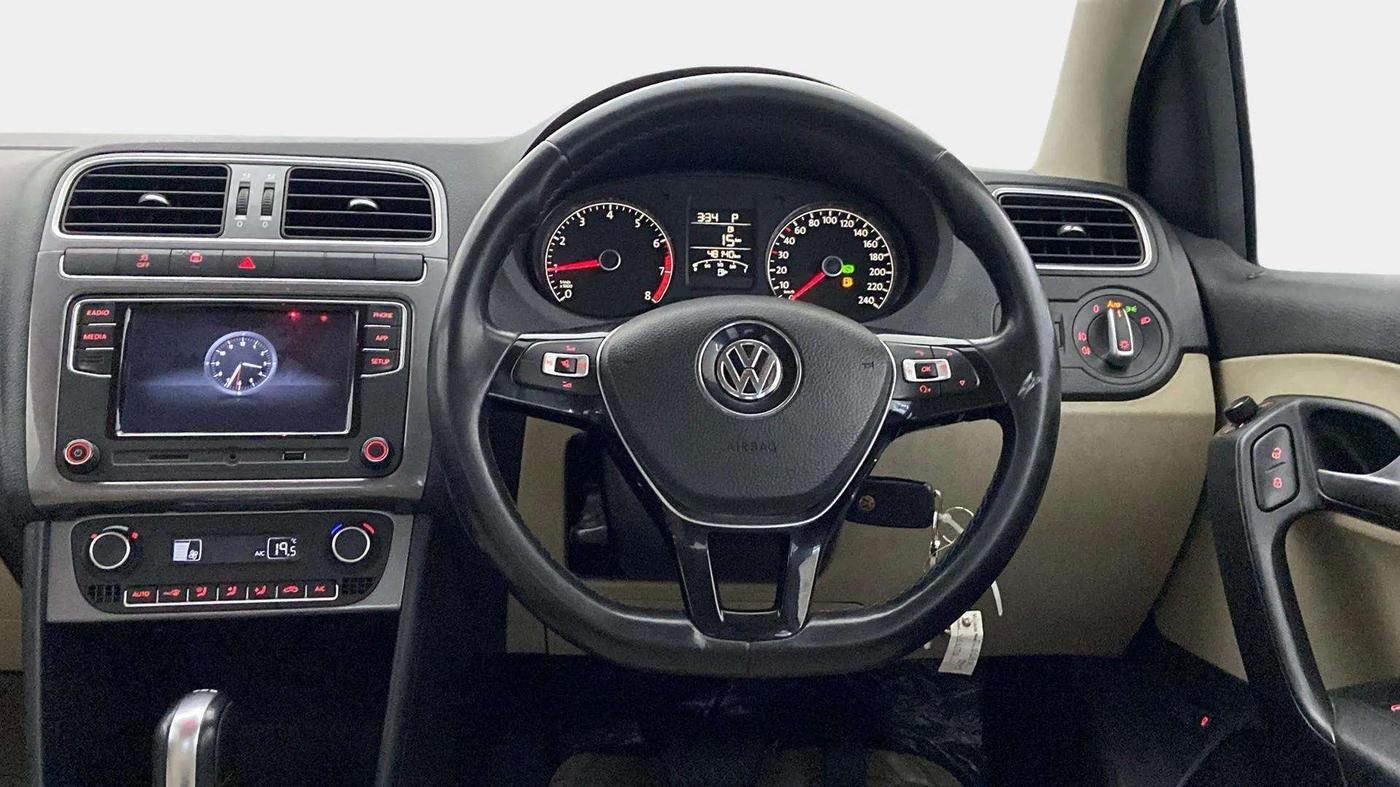 2019 Volkswagen Vento 1.2 TSI HIGHLINE PLUS AT, Petrol, Automatic, 48,130 km, Steering Wheel Close Up