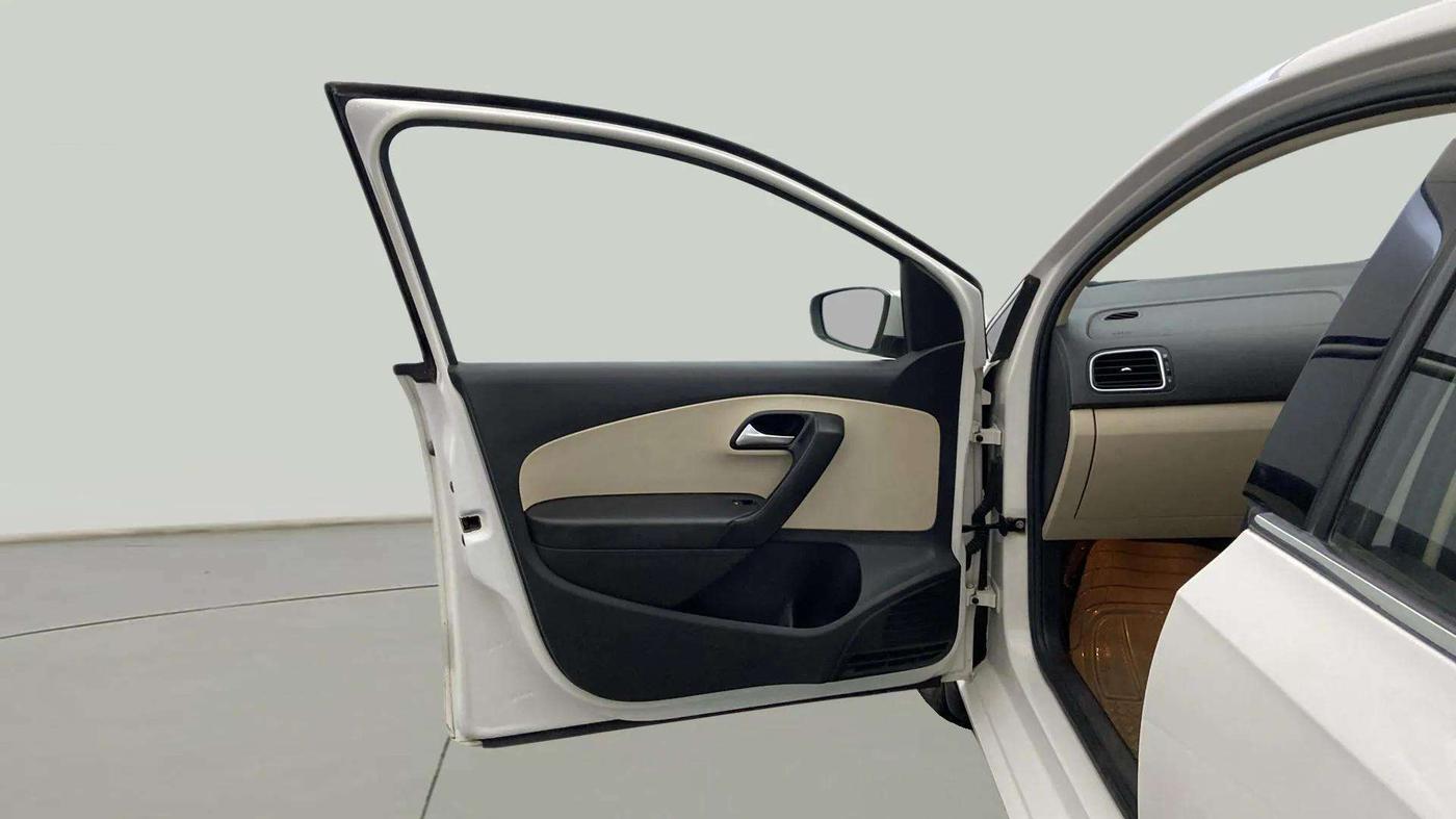 2019 Volkswagen Vento 1.2 TSI HIGHLINE PLUS AT, Petrol, Automatic, 48,130 km, LHS Front Door