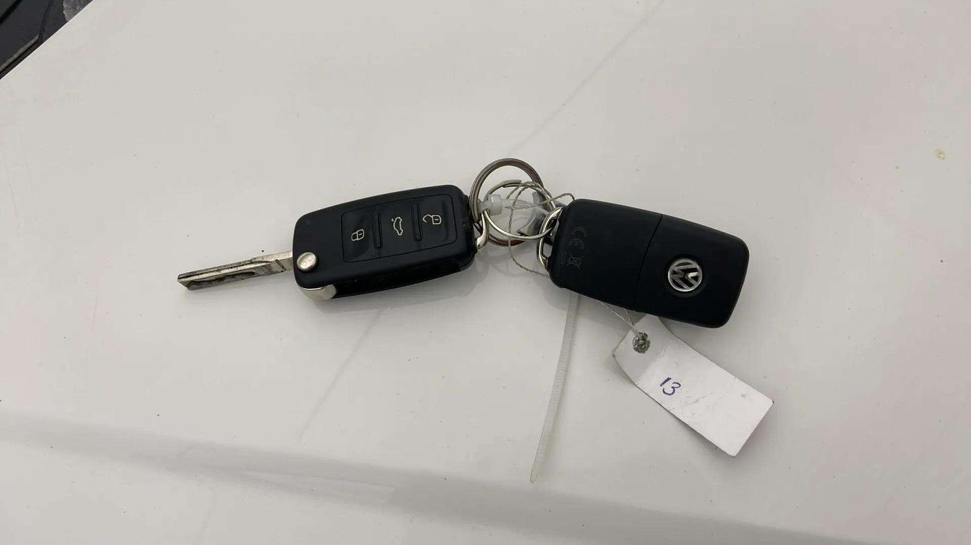 2019 Volkswagen Vento 1.2 TSI HIGHLINE PLUS AT, Petrol, Automatic, 48,130 km, Key Close Up