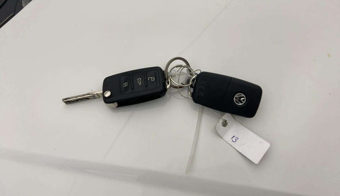 2019 Volkswagen Vento 1.2 TSI HIGHLINE PLUS AT, Petrol, Automatic, 48,130 km, Key Close Up