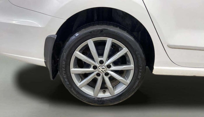 2019 Volkswagen Vento 1.2 TSI HIGHLINE PLUS AT, Petrol, Automatic, 48,130 km, Right Rear Wheel