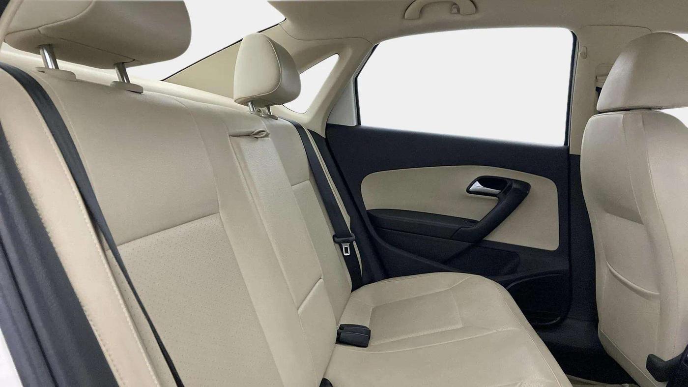 2019 Volkswagen Vento 1.2 TSI HIGHLINE PLUS AT, Petrol, Automatic, 48,130 km, Right Side Rear Door Cabin