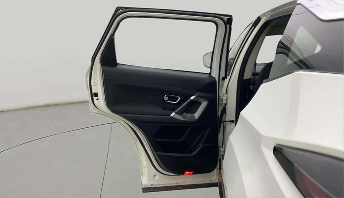 2020 Tata Harrier XT 2.0L KRYOTEC, Diesel, Manual, 50,636 km, LHS Rear Door