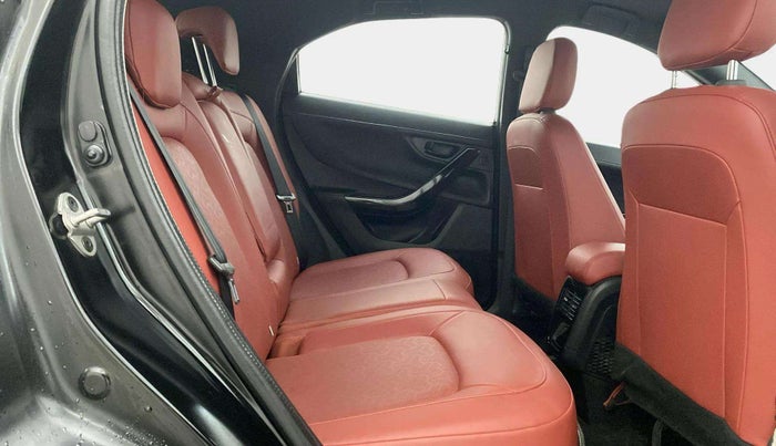 2023 Tata NEXON XZ PLUS LUX SUNROOF RED DARK PETROL, Petrol, Manual, 16,454 km, Right Side Rear Door Cabin