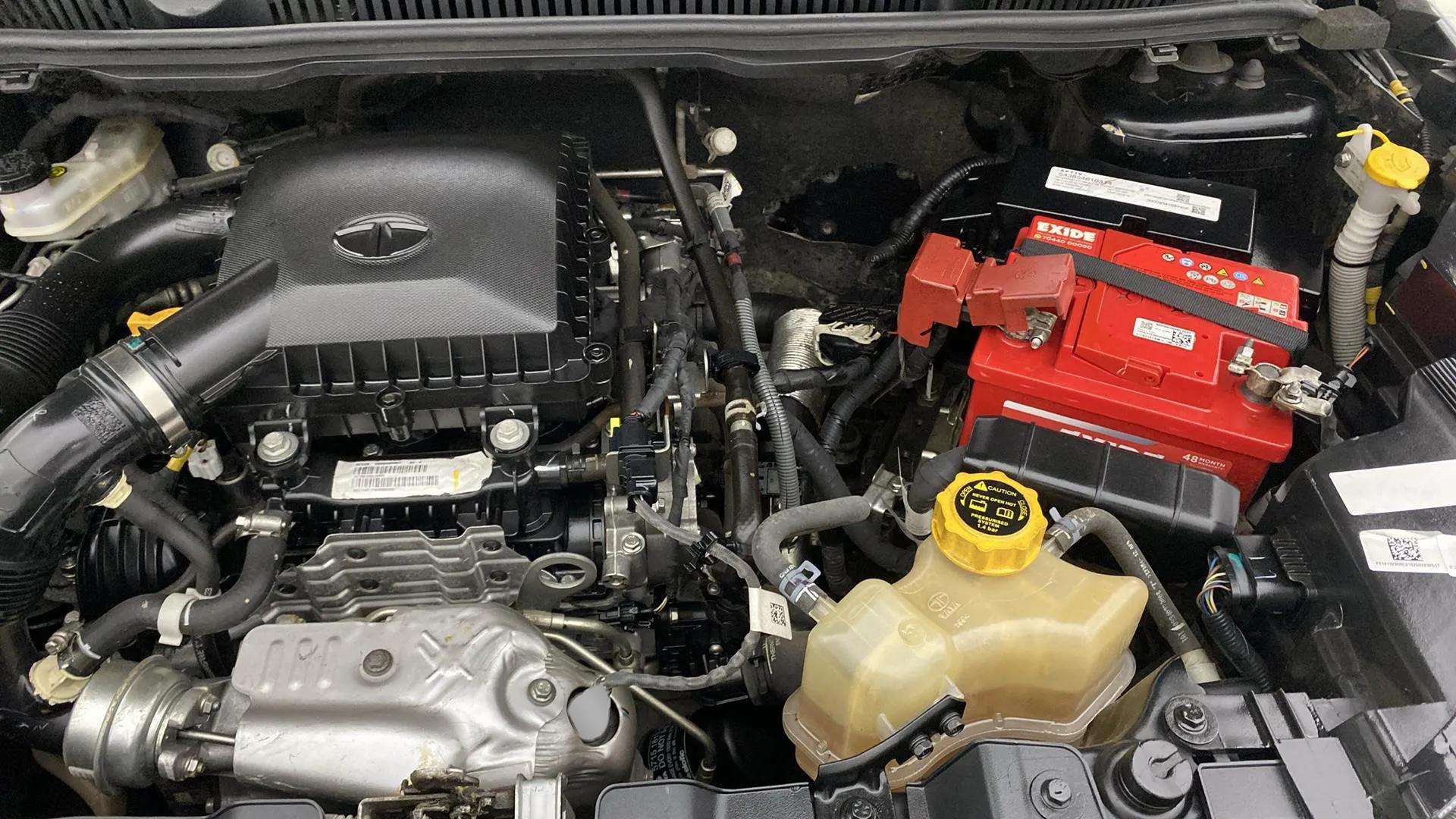 Engine-Left-Aligned-12