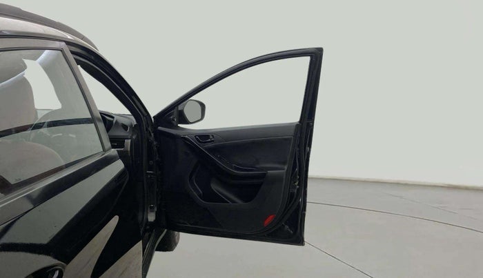 2023 Tata NEXON XZ PLUS LUX SUNROOF RED DARK PETROL, Petrol, Manual, 16,454 km, RHS Front Door