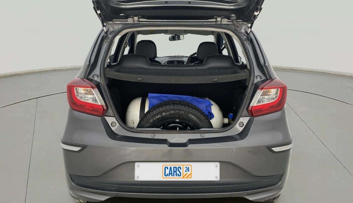 2022 Tata Tiago XT PETROL, CNG, Manual, 33,348 km, Boot Open Zoomed View