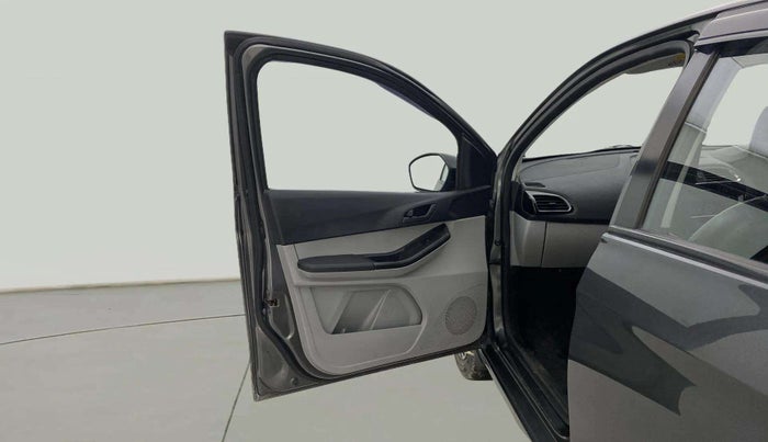 2022 Tata Tiago XT PETROL, CNG, Manual, 33,348 km, LHS Front Door