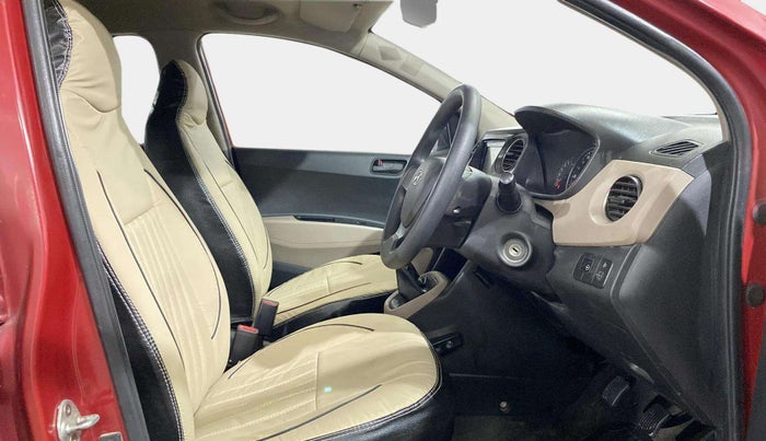 2017 Hyundai Grand i10 MAGNA 1.2 KAPPA VTVT, CNG, Manual, 67,185 km, Right Side Front Door Cabin