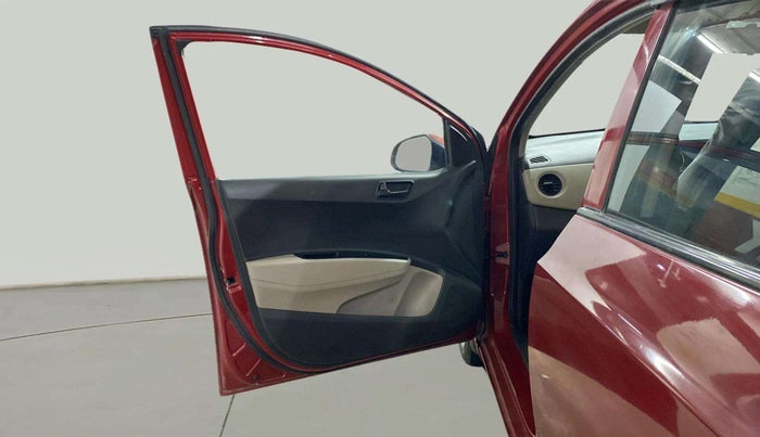 2017 Hyundai Grand i10 MAGNA 1.2 KAPPA VTVT, CNG, Manual, 67,185 km, LHS Front Door