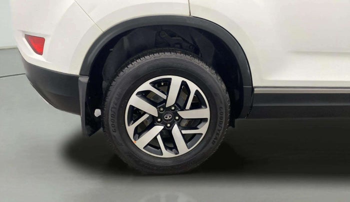 2022 Tata Harrier XZ PLUS 2.0L, Diesel, Manual, 87,204 km, Right Rear Wheel