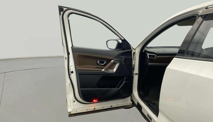 2022 Tata Harrier XZ PLUS 2.0L, Diesel, Manual, 87,204 km, LHS Front Door
