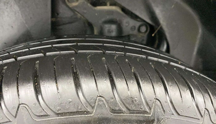2022 Tata Harrier XZ PLUS 2.0L, Diesel, Manual, 87,204 km, Right Rear Tyre Tread