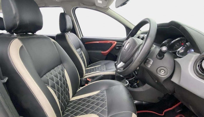 2017 Renault Duster 85 PS RXS MT DIESEL, Diesel, Manual, 38,808 km, Right Side Front Door Cabin