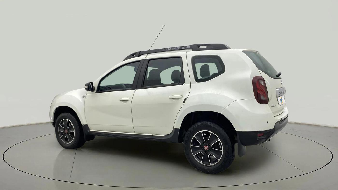 2017 Renault Duster 85 PS RXS MT DIESEL, Diesel, Manual, 39,131 km, Left Back Diagonal