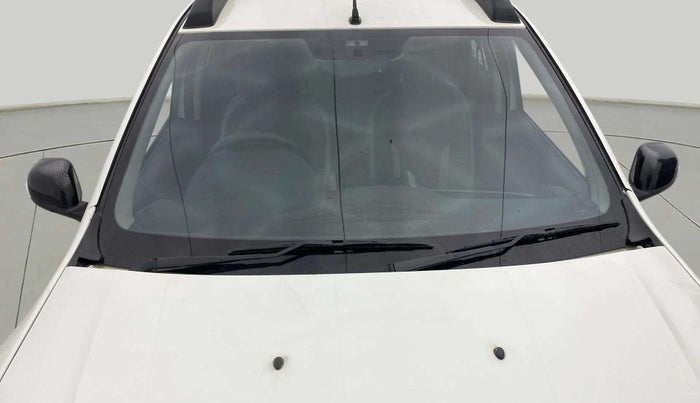 2017 Renault Duster 85 PS RXS MT DIESEL, Diesel, Manual, 38,808 km, Front Windshield