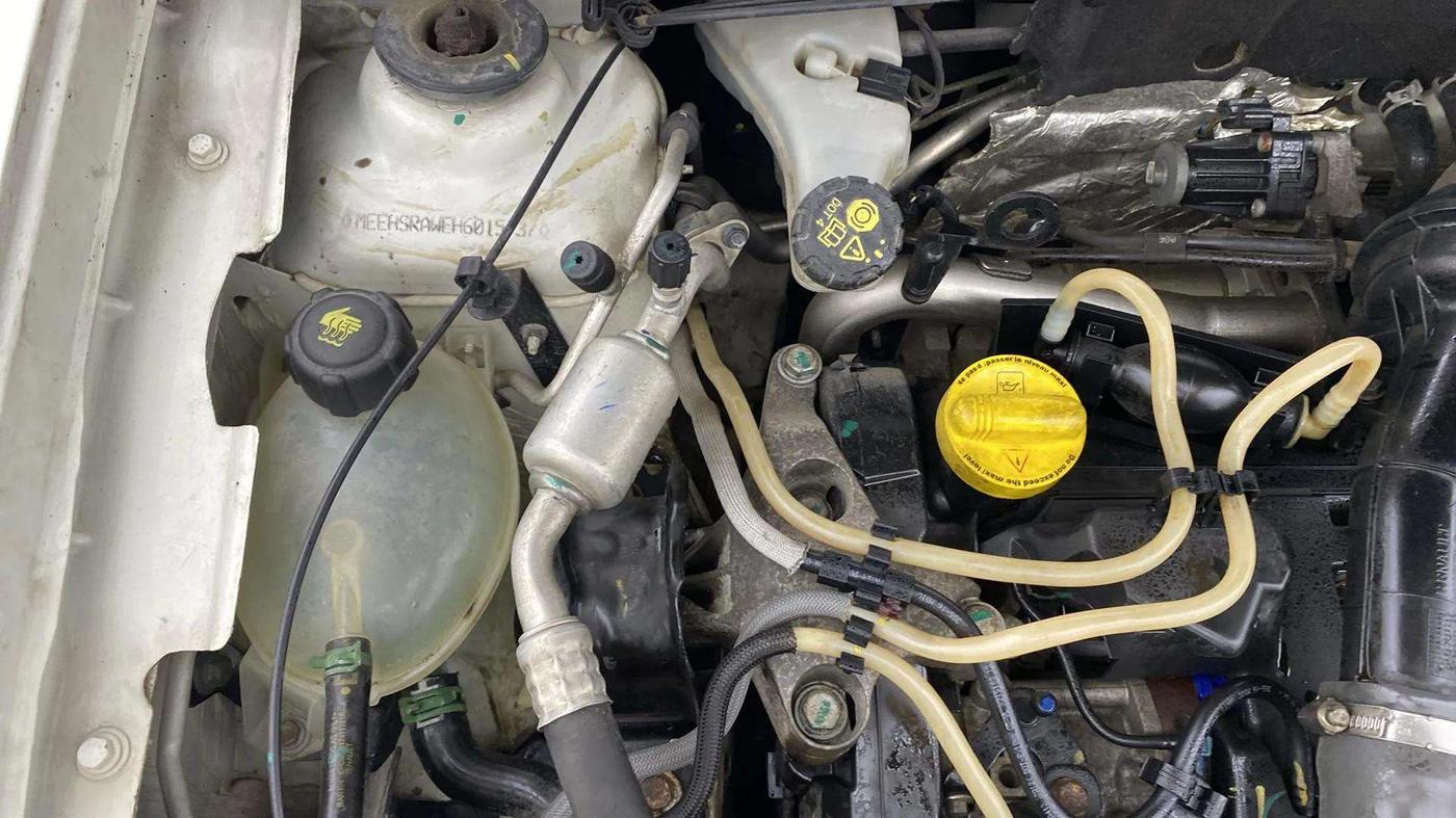 2017 Renault Duster 85 PS RXS MT DIESEL, Diesel, Manual, 39,131 km, Engine View - Right