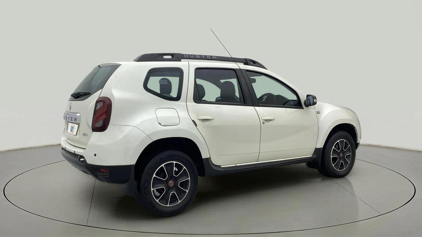 2017 Renault Duster 85 PS RXS MT DIESEL, Diesel, Manual, 39,131 km, Right Back Diagonal