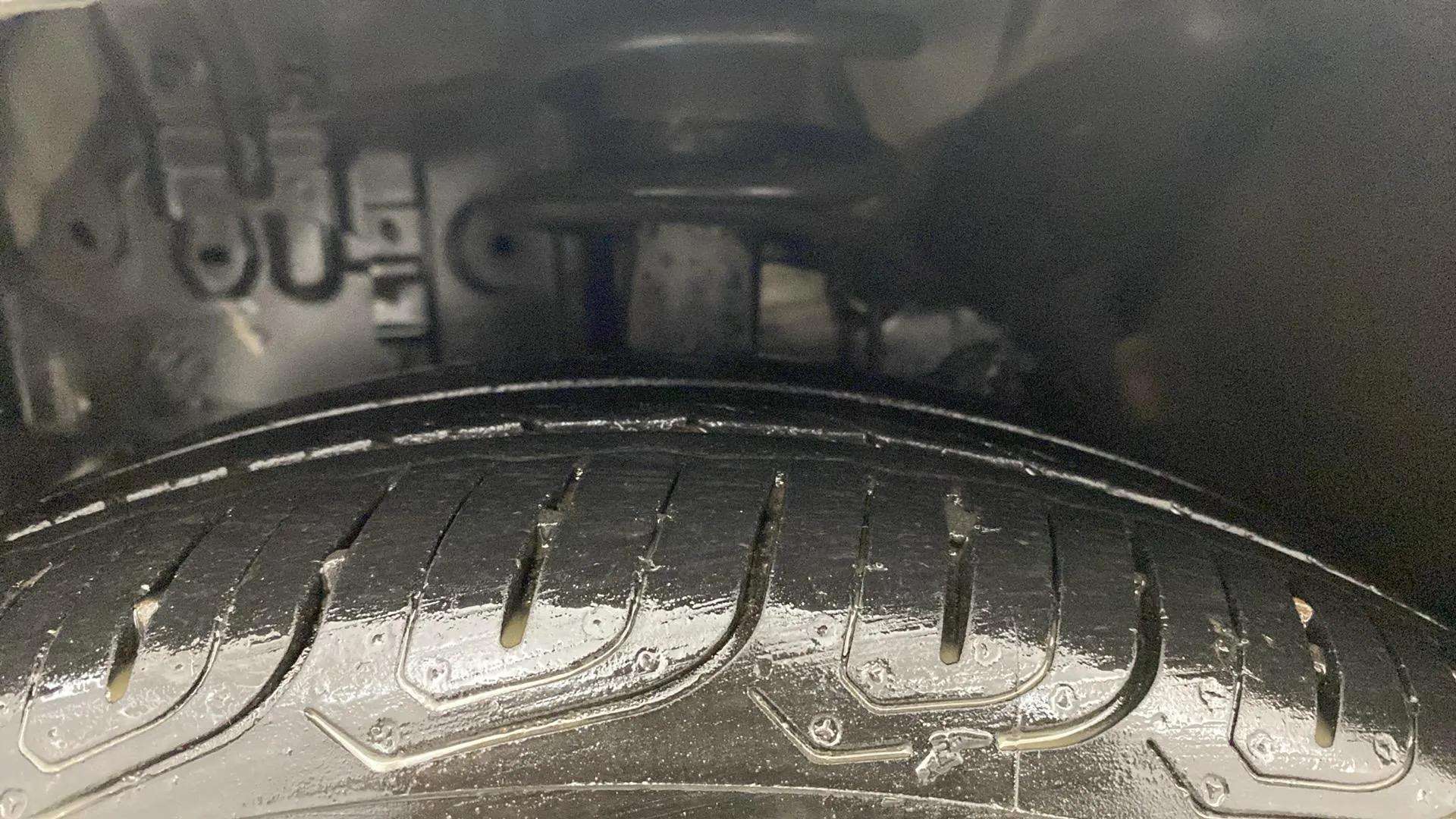 LHS-Front-Tyre-Tread-20