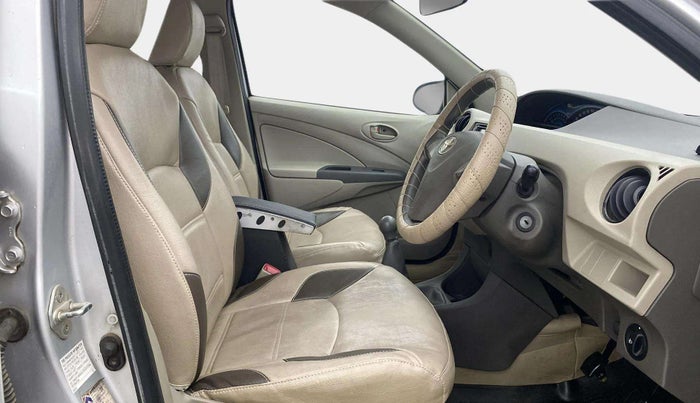 2014 Toyota Etios G, Petrol, Manual, 74,557 km, Right Side Front Door Cabin