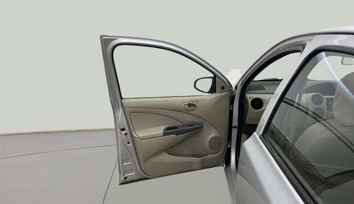 2014 Toyota Etios G, Petrol, Manual, 74,557 km, LHS Front Door