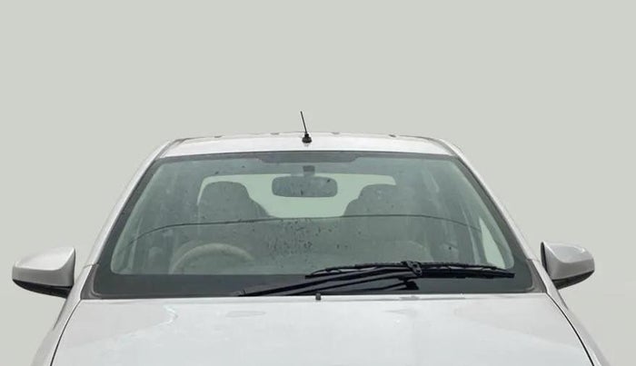 2014 Toyota Etios G, Petrol, Manual, 74,557 km, Front Windshield