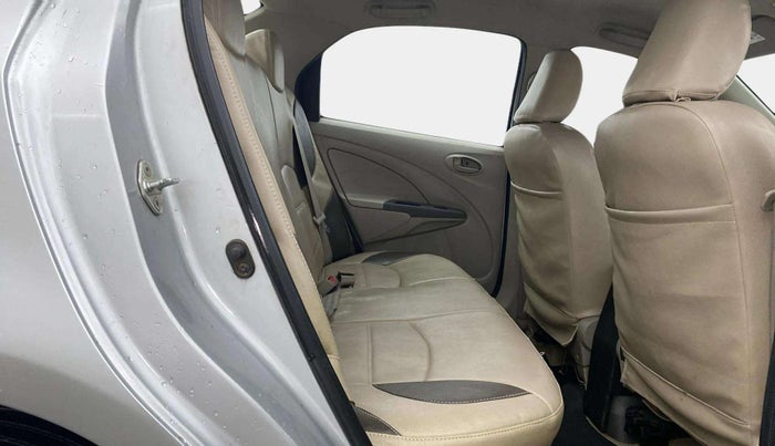 2014 Toyota Etios G, Petrol, Manual, 74,557 km, Right Side Rear Door Cabin
