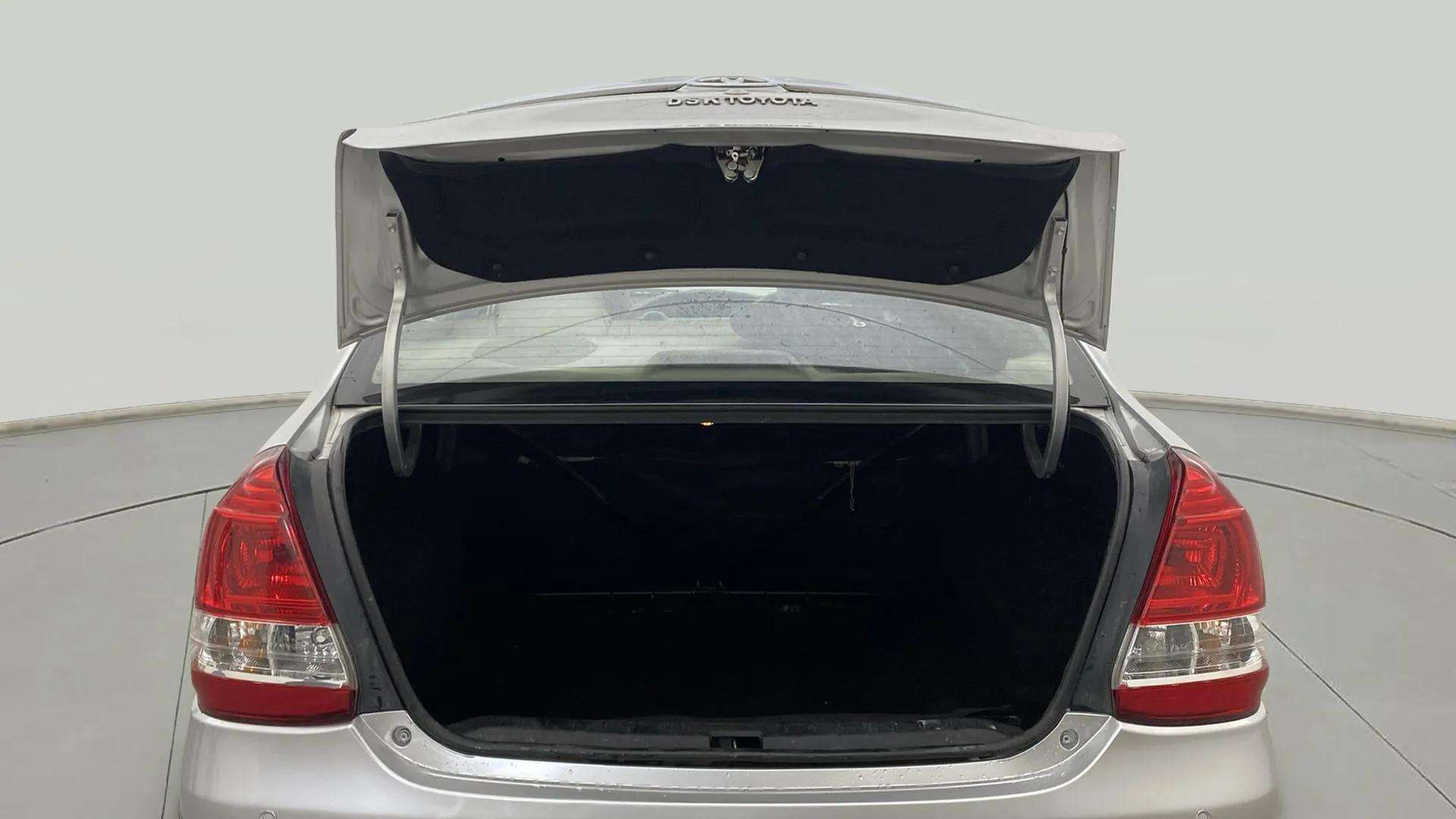 Boot-Open-Top-Half-View-43