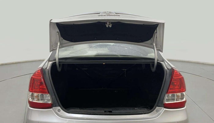 2014 Toyota Etios G, Petrol, Manual, 74,557 km, Boot Door Open