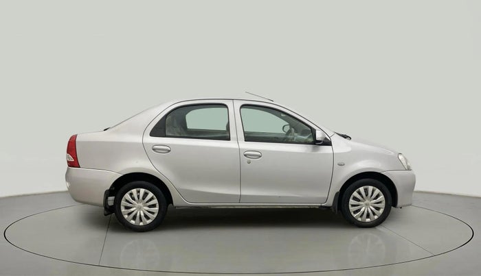 2014 Toyota Etios G, Petrol, Manual, 74,557 km, Right Side View