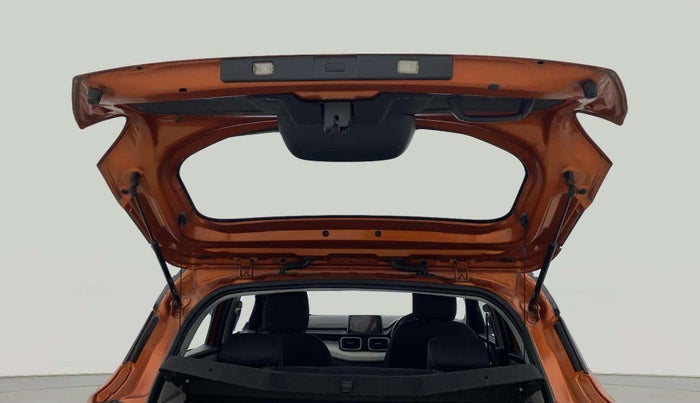 2021 Tata PUNCH CREATIVE  1.2 RTN DUAL TONE, Petrol, Manual, 23,562 km, Boot Door Open