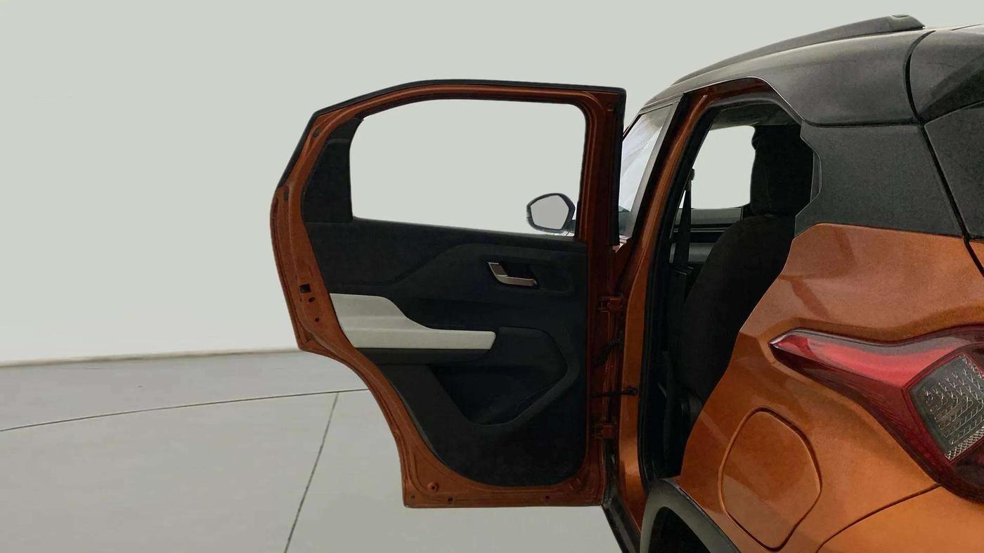 2021 Tata PUNCH CREATIVE  1.2 RTN DUAL TONE, Petrol, Manual, 23,562 km, LHS Rear Door
