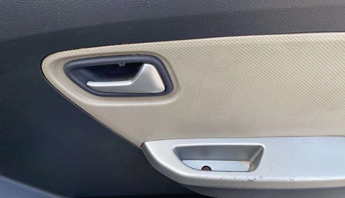 2018 Maruti Alto K10 VXI, Petrol, Manual, 60,202 km, Driver Side Door Panels Control