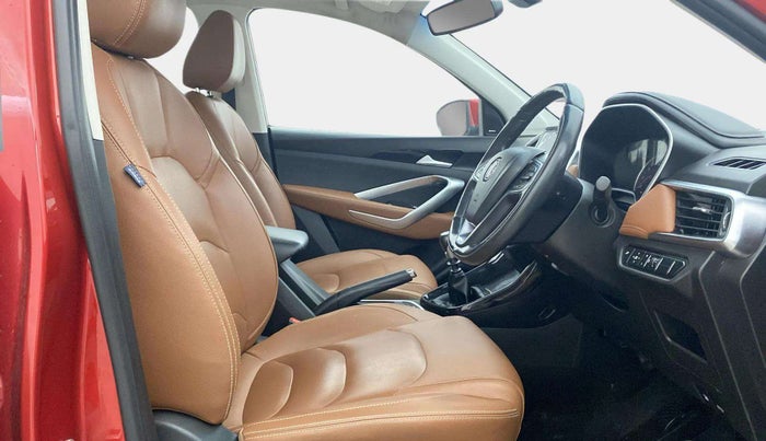 2021 MG HECTOR PLUS SELECT 2.0 DIESEL TURBO MT 7-STR, Diesel, Manual, 45,767 km, Right Side Front Door Cabin