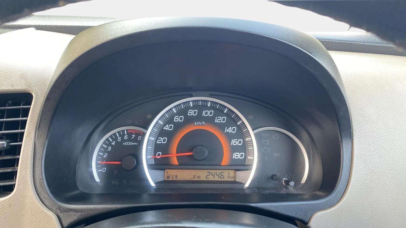 2015 Maruti Wagon R 1.0 VXI, Petrol, Manual, 39,825 km, Odometer Image