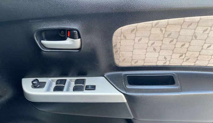 2015 Maruti Wagon R 1.0 VXI, Petrol, Manual, 39,825 km, Driver Side Door Panels Control