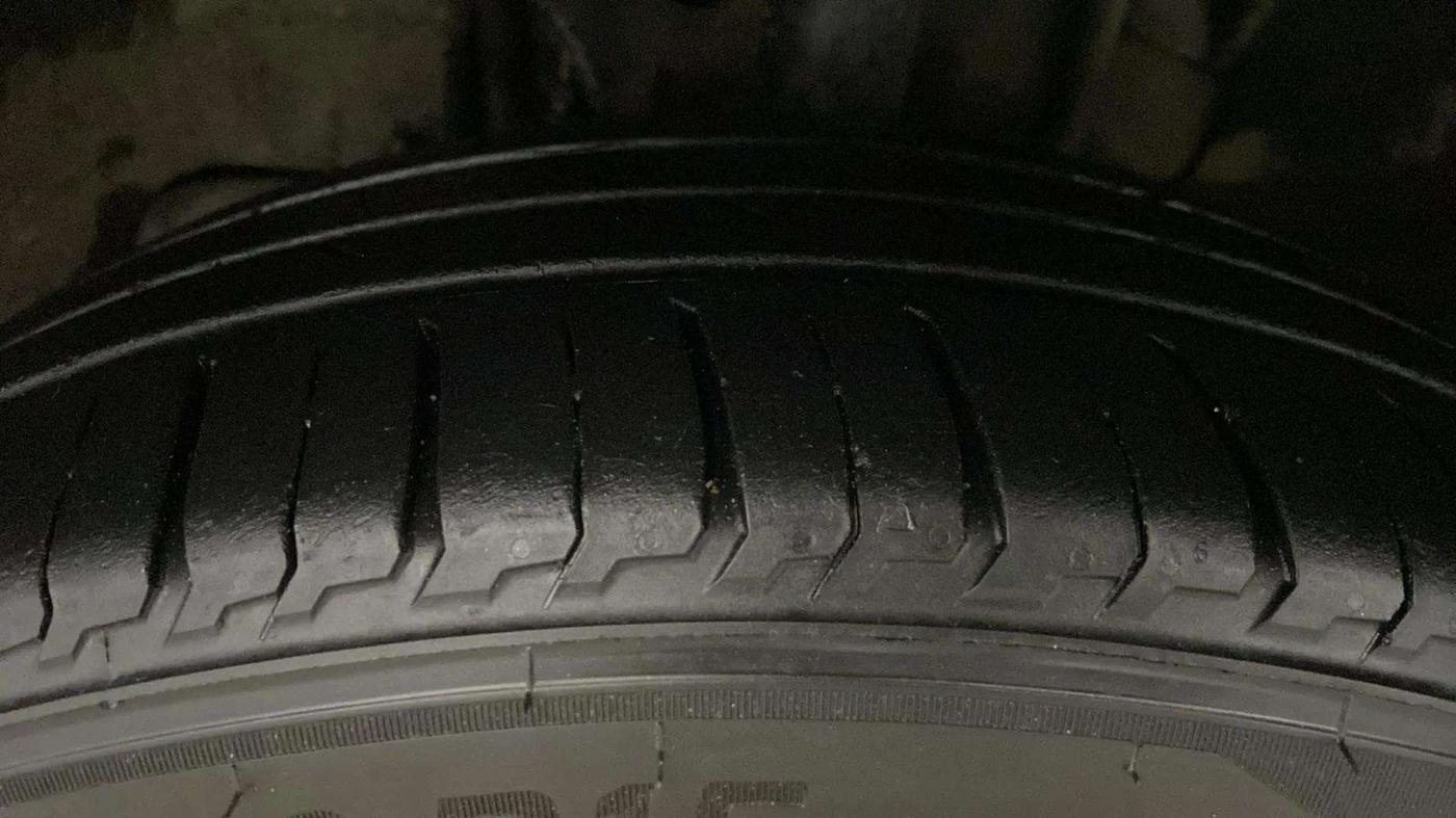 2018 Tata TIGOR XZ PLUS PETROL, Petrol, Manual, 44,467 km, Left Front Tyre Tread
